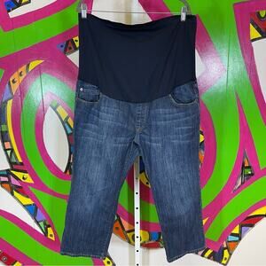 Liz Lange Maternity for Target, Denim Capris with Belly Band. Size 18.